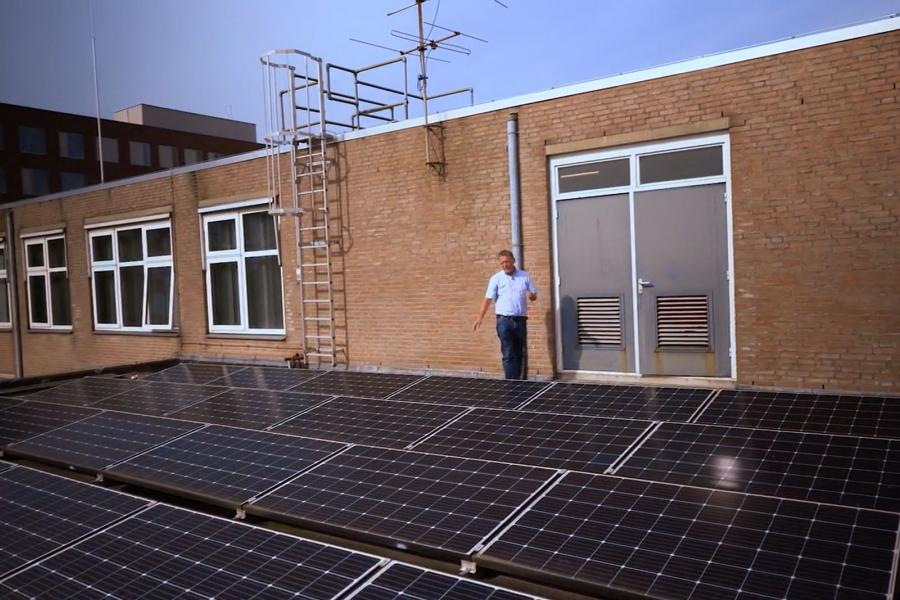 Zonnepanelen op de locatie Haastrechtstraat