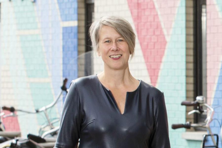 Monique Warnaar