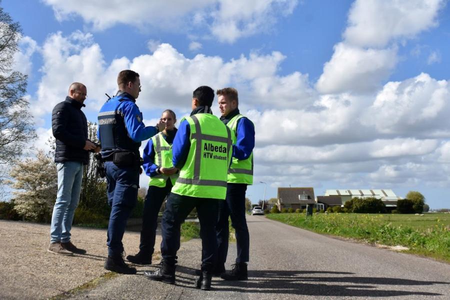 Actie met studenten in het buitengebied