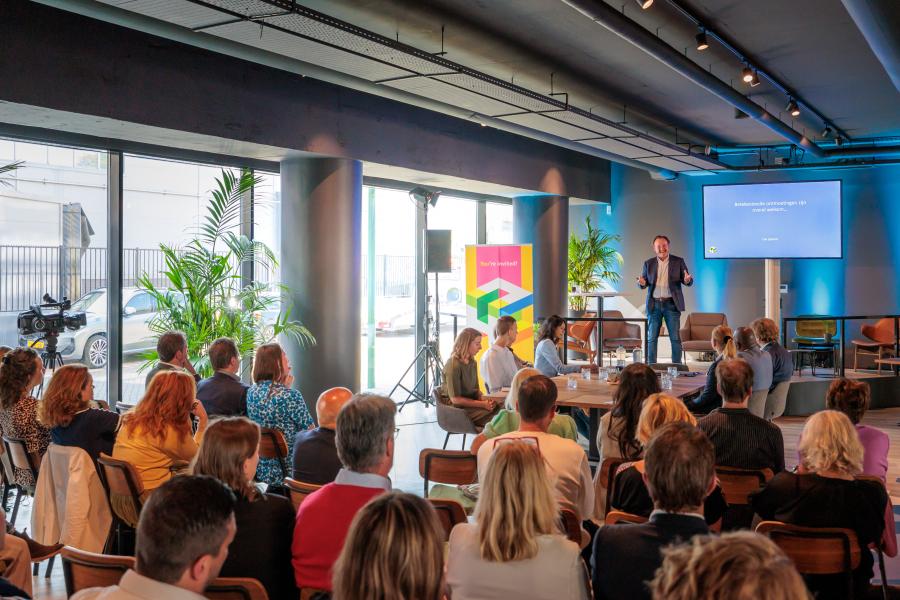 Volle zaal practorale rede