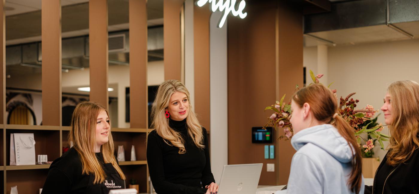 salonmanager dame