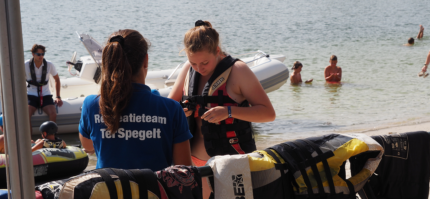 Wateractiviteit begeleiden